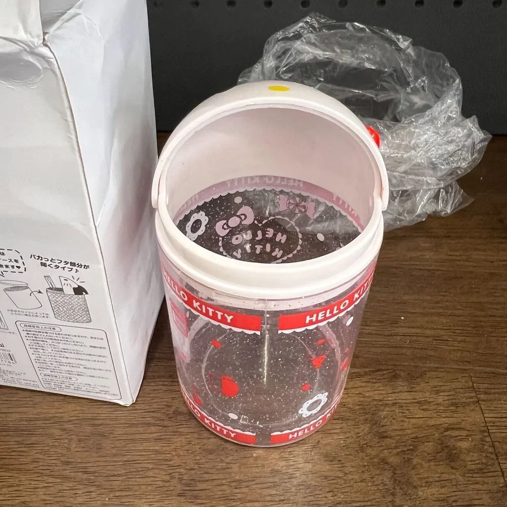 Hello Kitty Storage &‎ Organization Cup With Flip Lid and Box